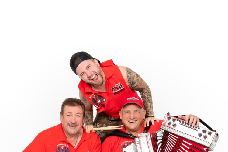 Downloads 173 Trio Mostland Stuermer Oktoberfestband Partyband Pressebild 1 scaled 1
